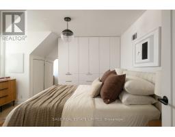 11 Maple Boulevard, Toronto, ON M8V2B7 Photo 17
