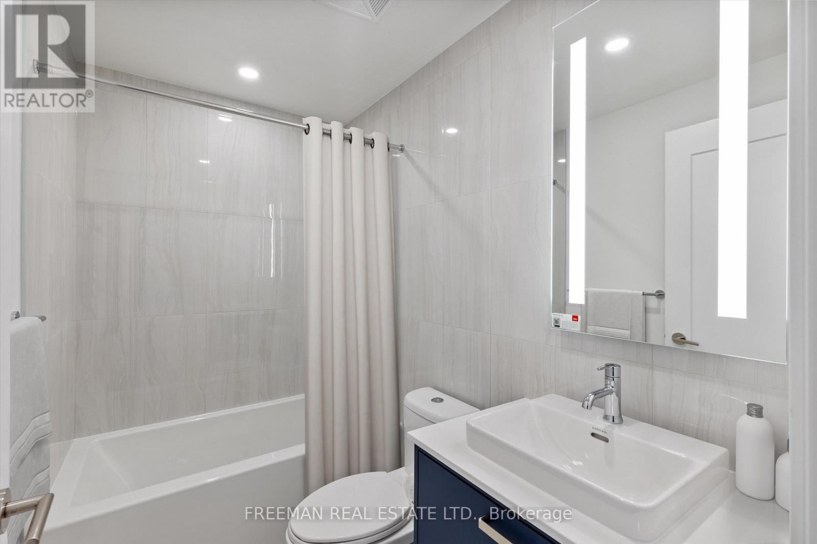 520- 858 Dupont Street, Toronto, ON photo 16