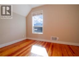 215 Sixth Street E, Revelstoke, BC V0E2S0 Photo 26