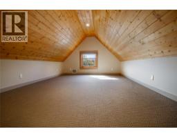 215 Sixth Street E, Revelstoke, BC V0E2S0 Photo 31