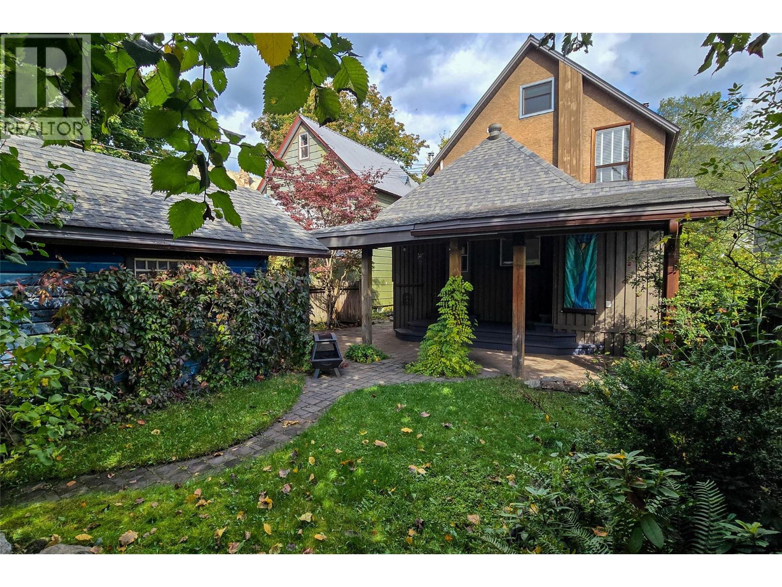 Photo 38 of 40