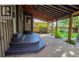 215 Sixth Street E, Revelstoke, BC V0E2S0 Photo 33