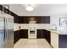 106 Moore Crescent, Hamilton, ON L9G4Z8 Photo 13