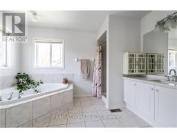 106 Moore Crescent, Hamilton, ON L9G4Z8 Photo 30