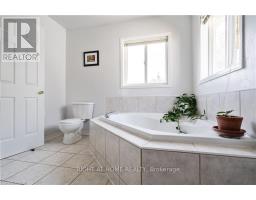 106 Moore Crescent, Hamilton, ON L9G4Z8 Photo 31