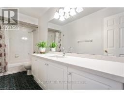106 Moore Crescent, Hamilton, ON L9G4Z8 Photo 40