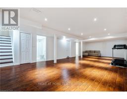 106 Moore Crescent, Hamilton, ON L9G4Z8 Photo 42