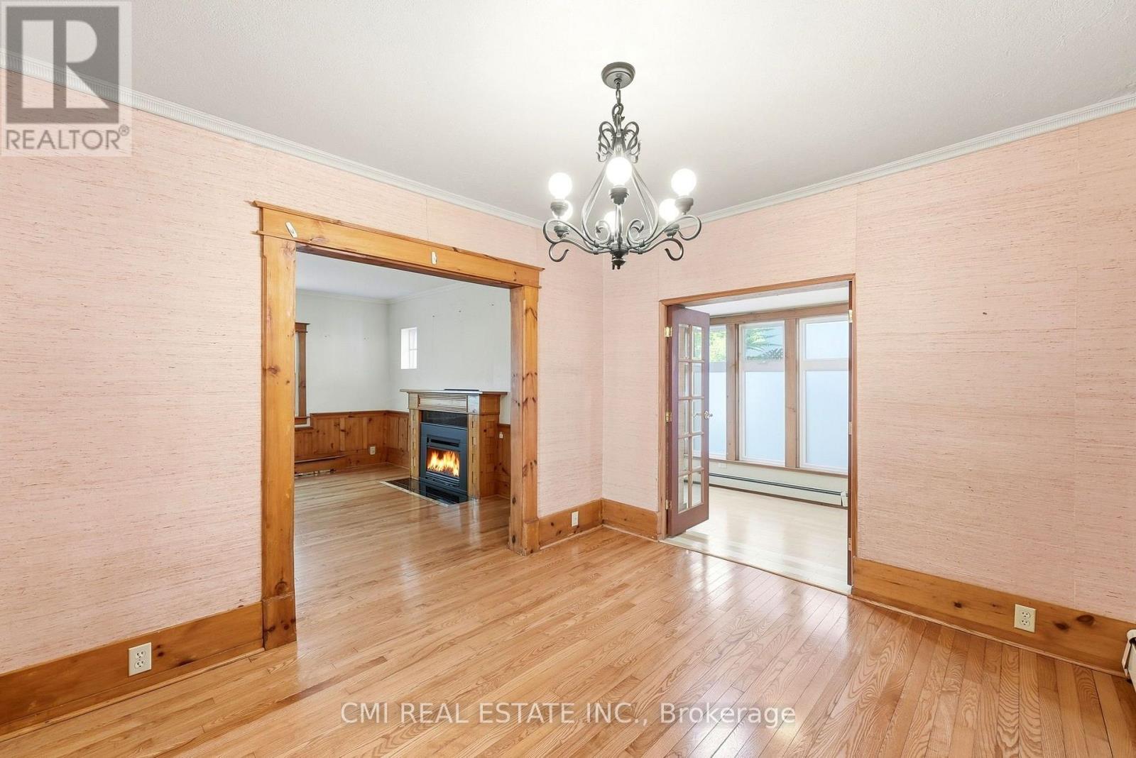132 Base Line Road East, London South, ON photo 20
