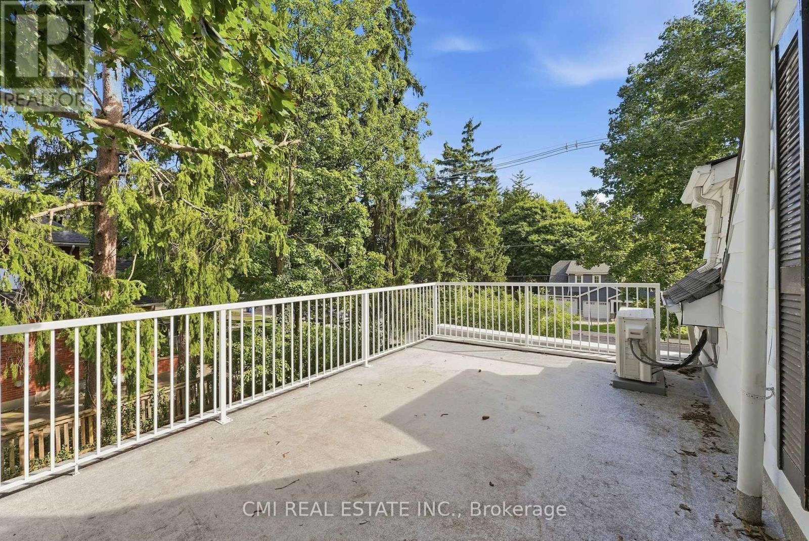 132 Base Line Road East, London South, ON photo 49