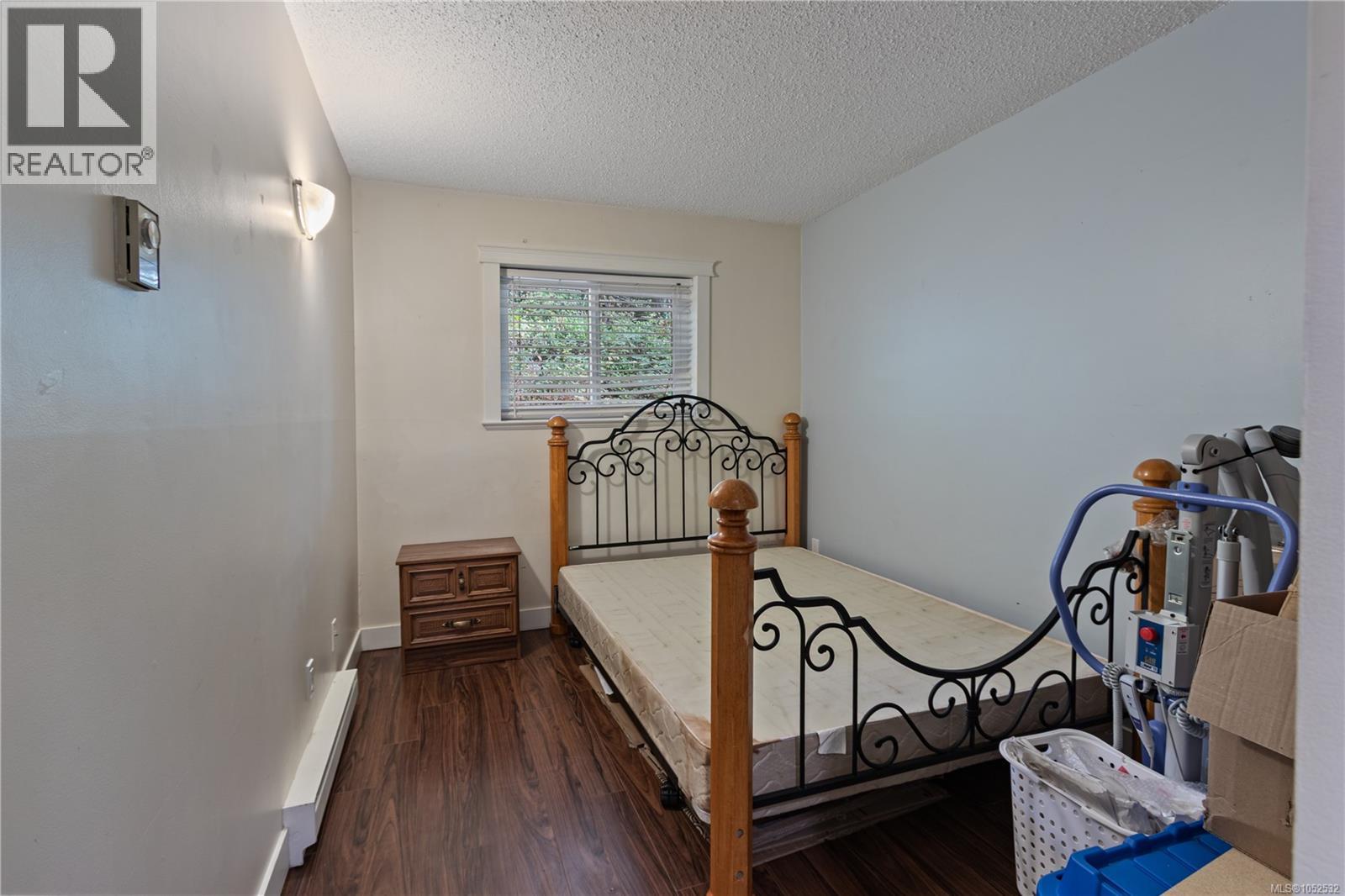 #103 4720 Uplands Dr - 11
