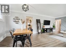 Living room/Dining room - 13 Beaucourt Place Unit# Upper, Hamilton, ON L8S2P8 Photo 7