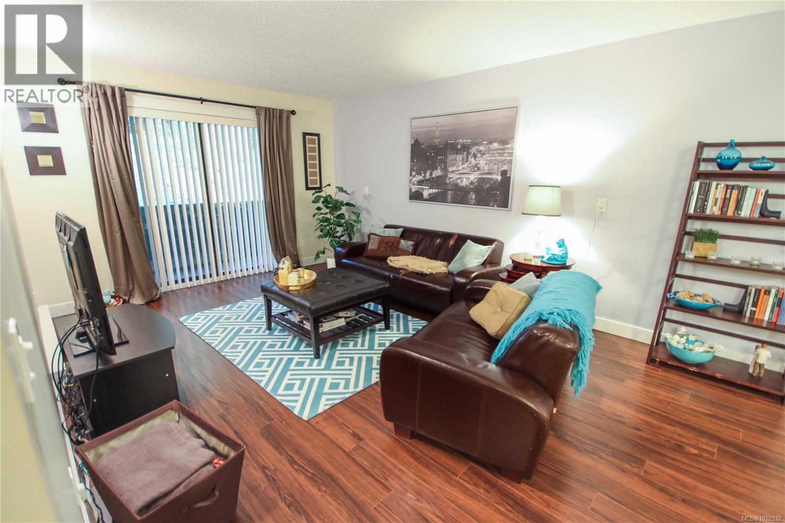 #103 4720 Uplands Dr - 8