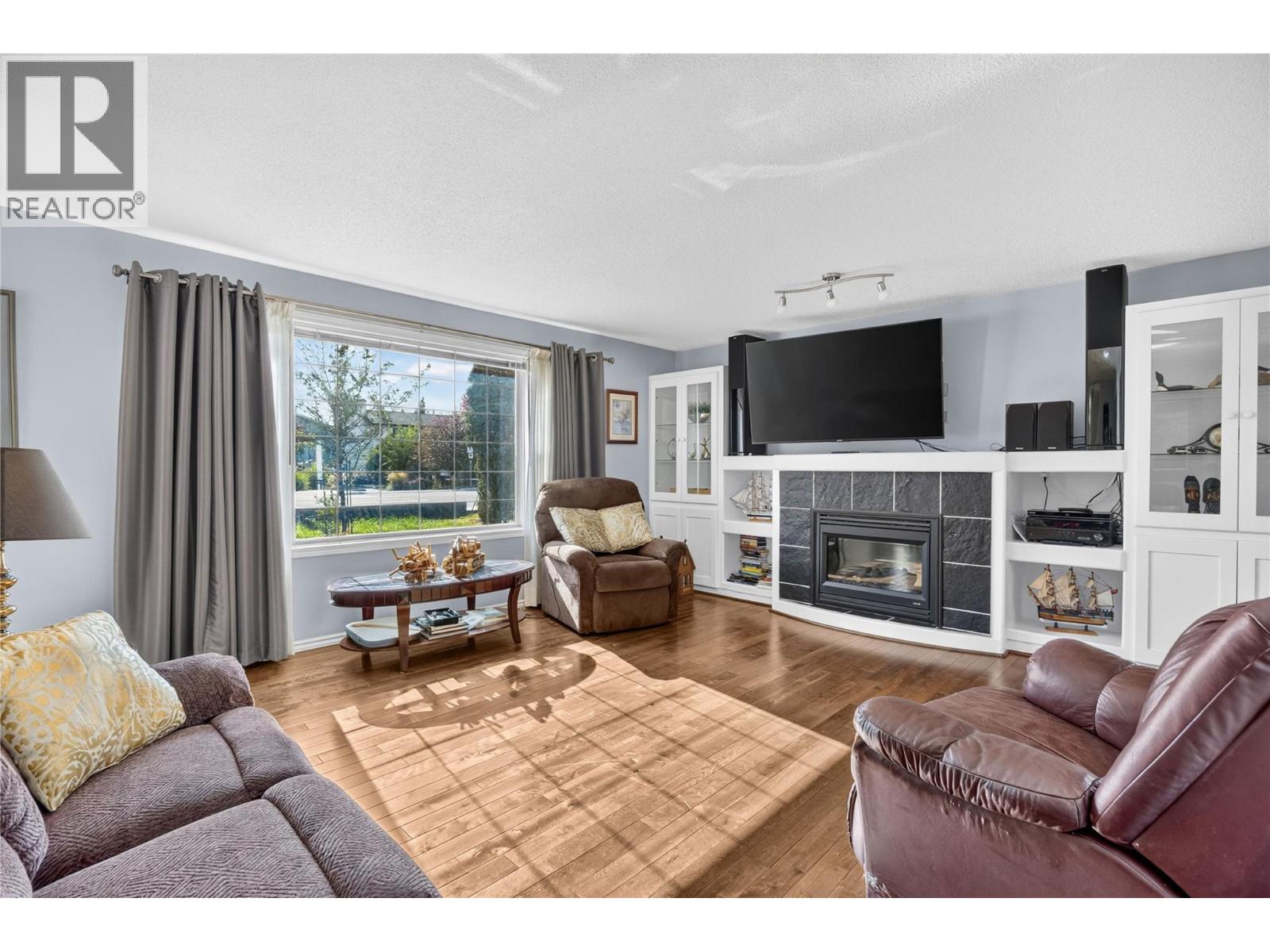153 Yorkton Avenue - 16