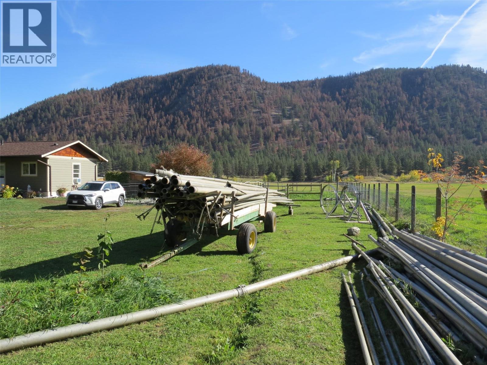 855 Fish Lake Road, Summerland - Image 1