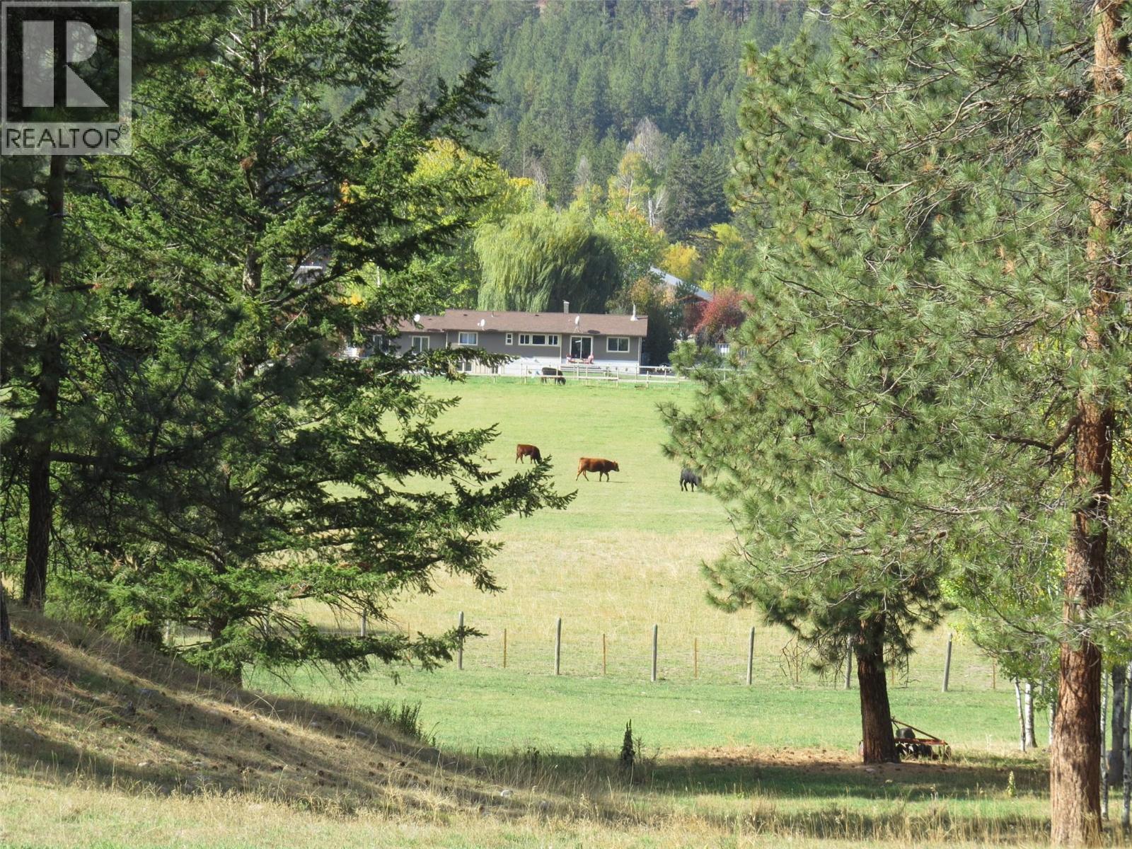 855 Fish Lake Road, Summerland - Image 1