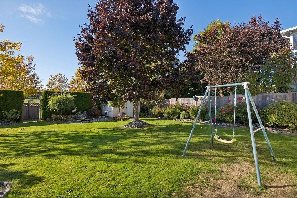 Photo of 4487 222A STREET 32