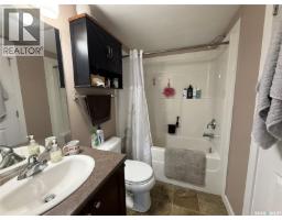 103 820 5th Street Ne, Weyburn, SK S4H2V2 Photo 16