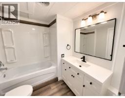72 1035 Boychuk Drive, Saskatoon, SK S7H5B2 Photo 35