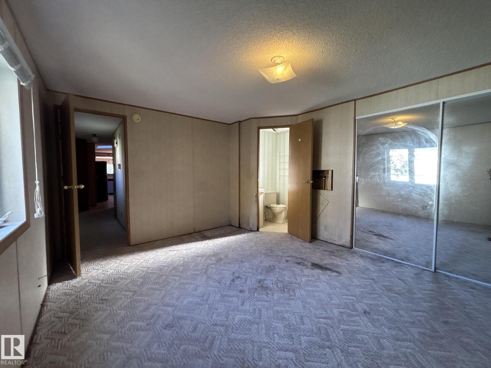 98 Evergreen Pa NW, photo 12