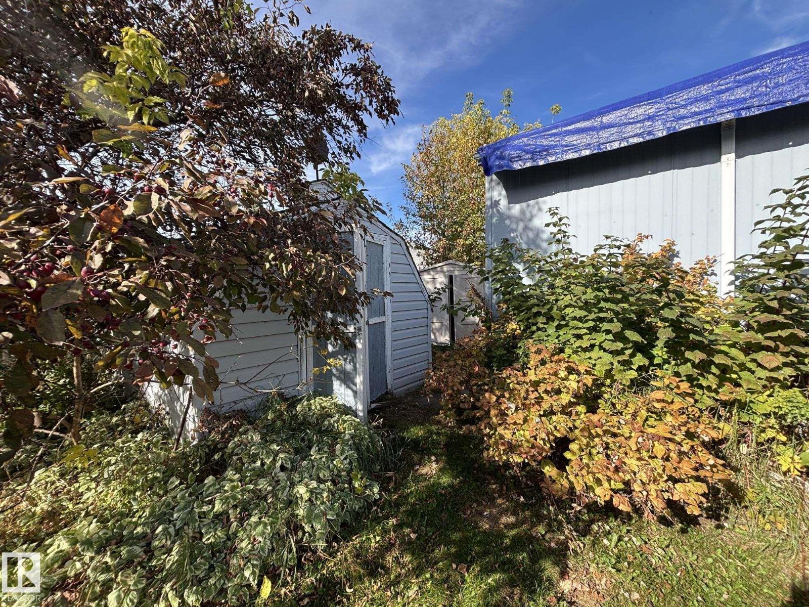 98 Evergreen Pa NW, photo 15