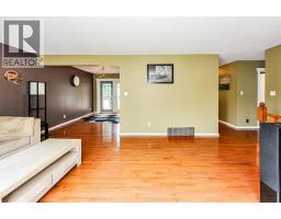Bedroom - 68 Elliott Drive, Camrose, AB T4V3X7 Photo 7