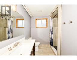 68 Elliott Drive, Camrose, AB T4V3X7 Photo 33