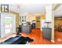 Family room - 68 Elliott Drive, Camrose, AB T4V3X7 Photo 10