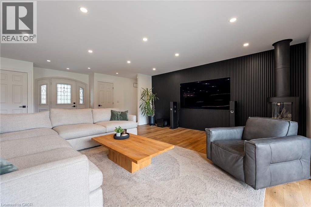 Photo 6 of 42