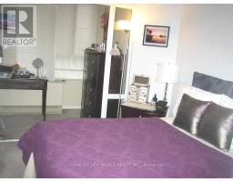 821 - 711 Bay Street, Toronto, ON M5G2J8 Photo 9
