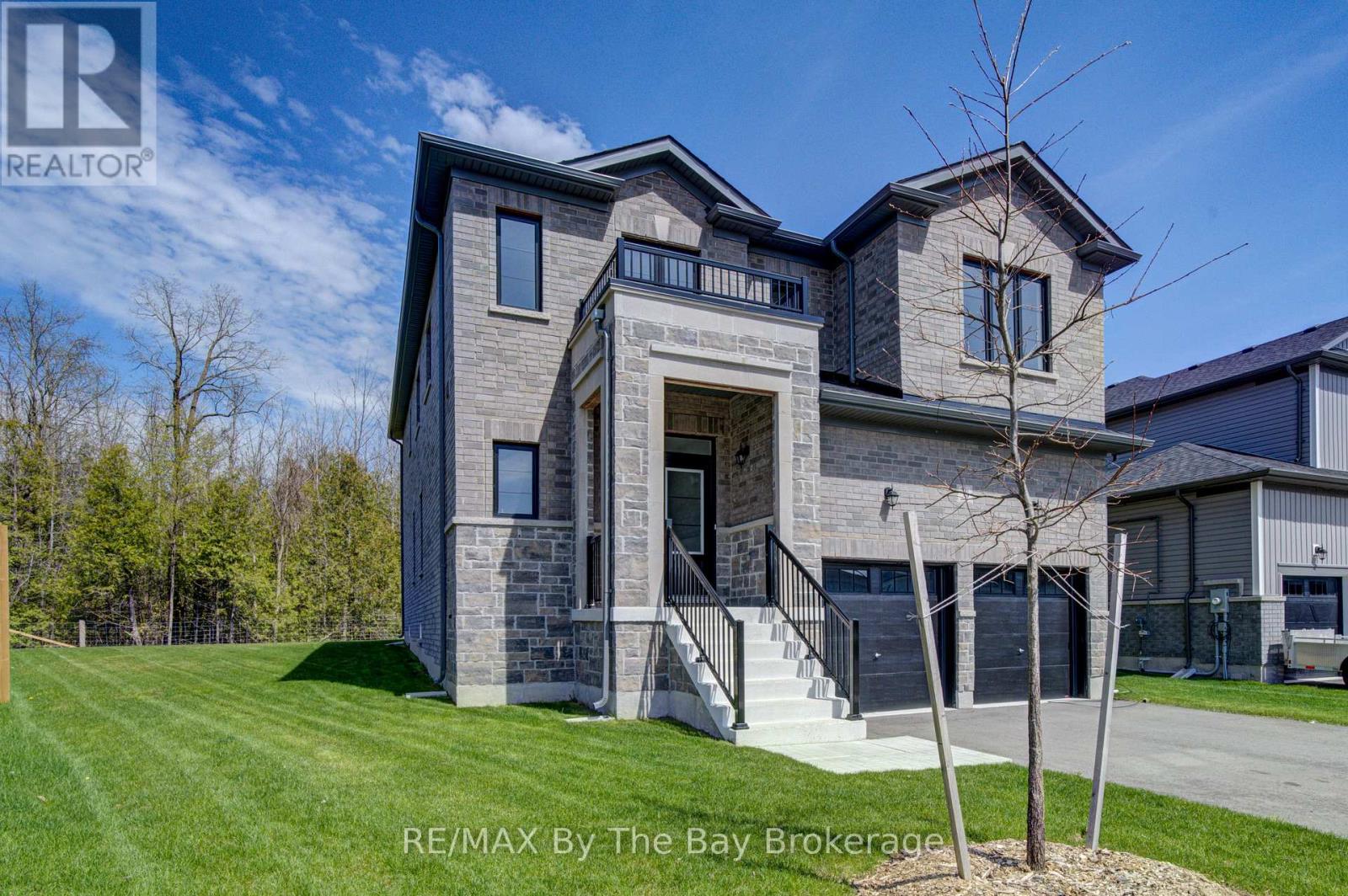 38 Amber Drive, Wasaga Beach photo 2