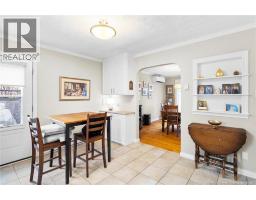 230 Case Street, photo 5