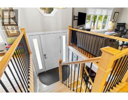 230 Case Street, photo 16