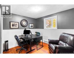 230 Case Street, photo 22
