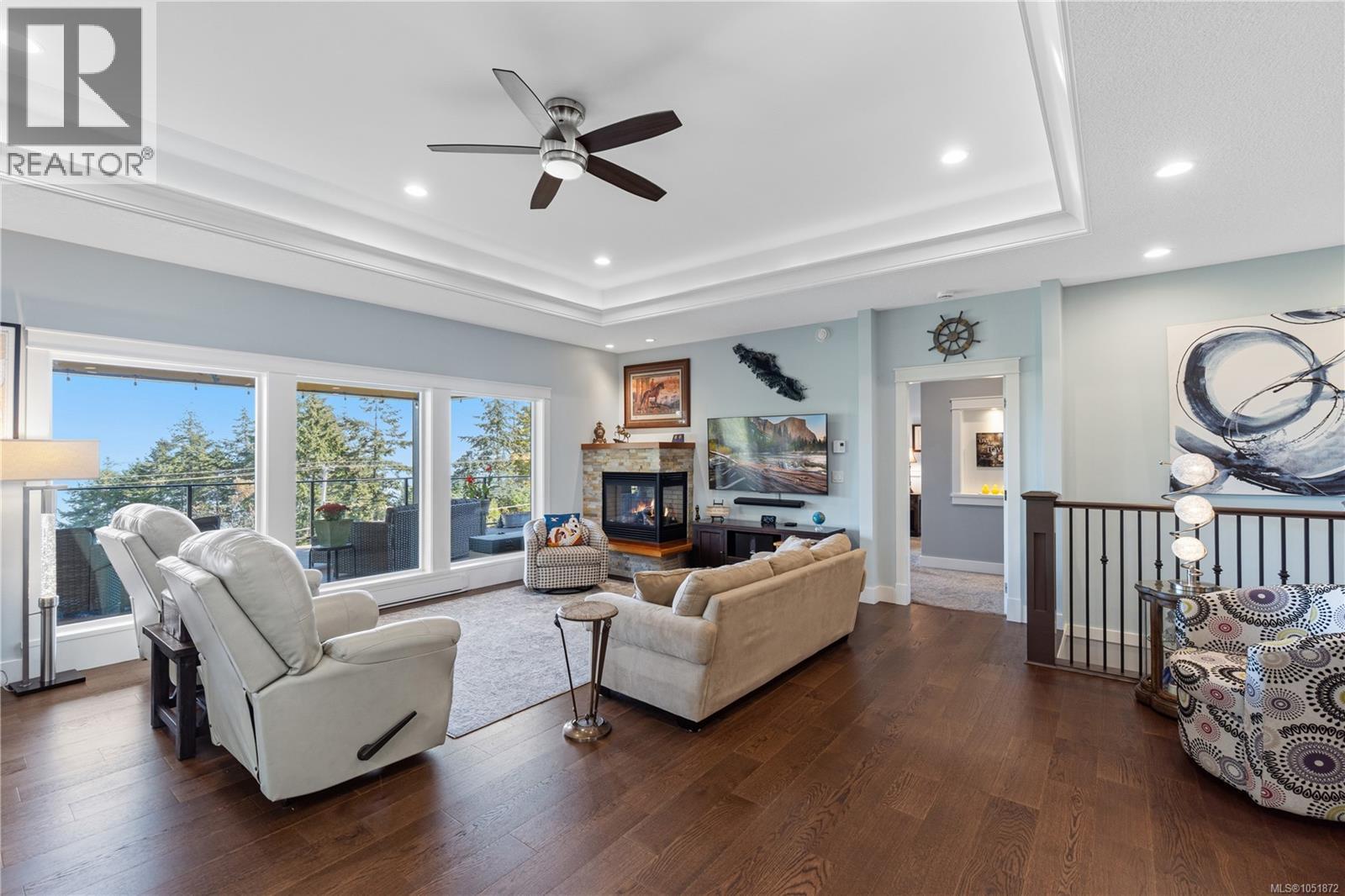 3030 Dolphin Dr - 7