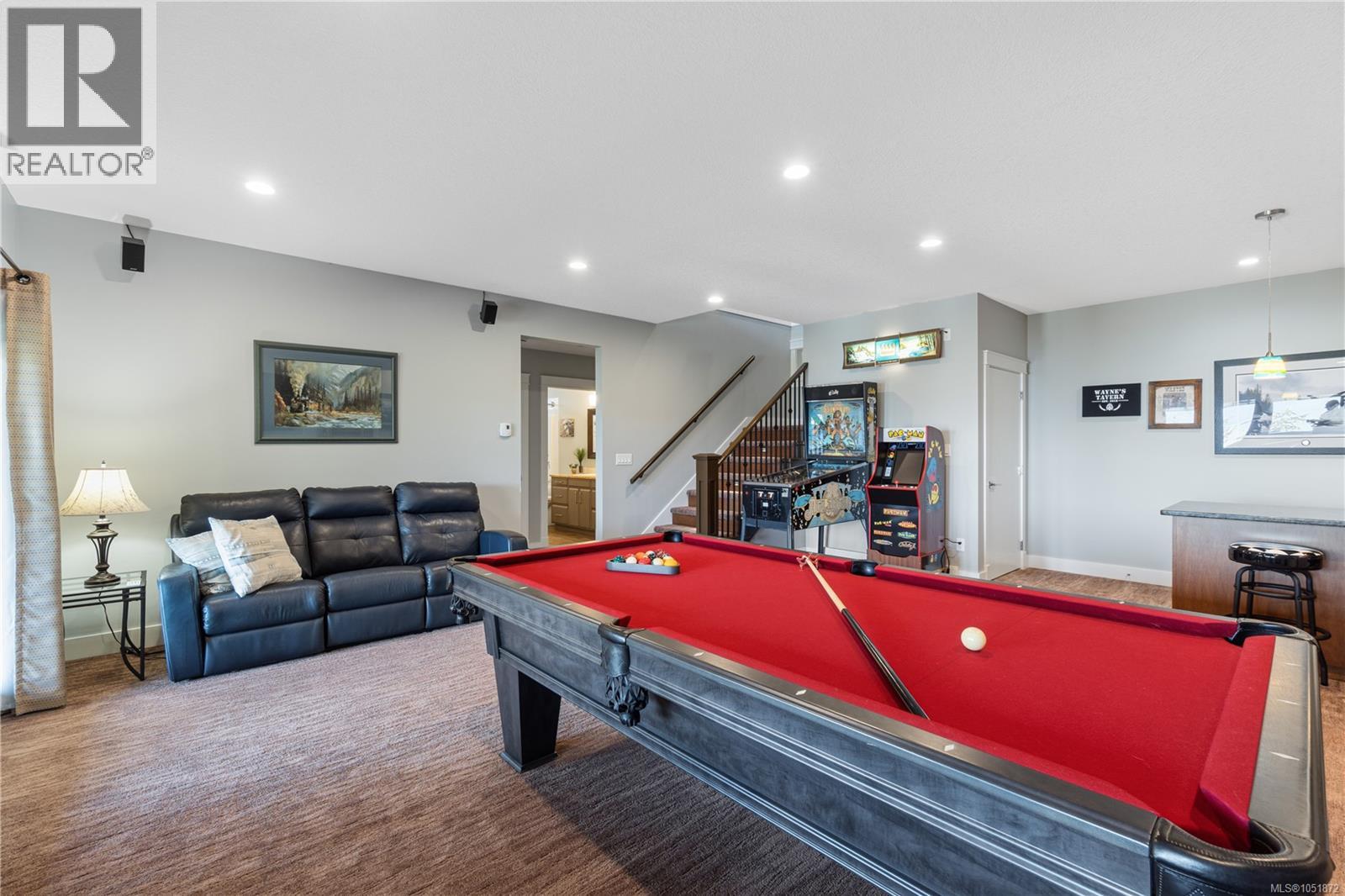 3030 Dolphin Dr - 42