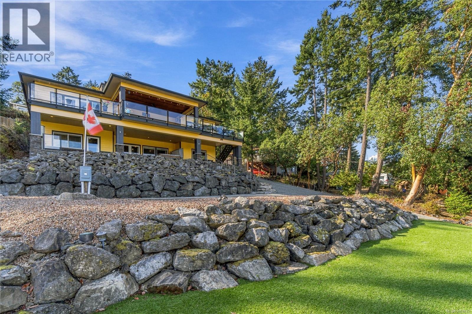 3030 Dolphin Dr - 71