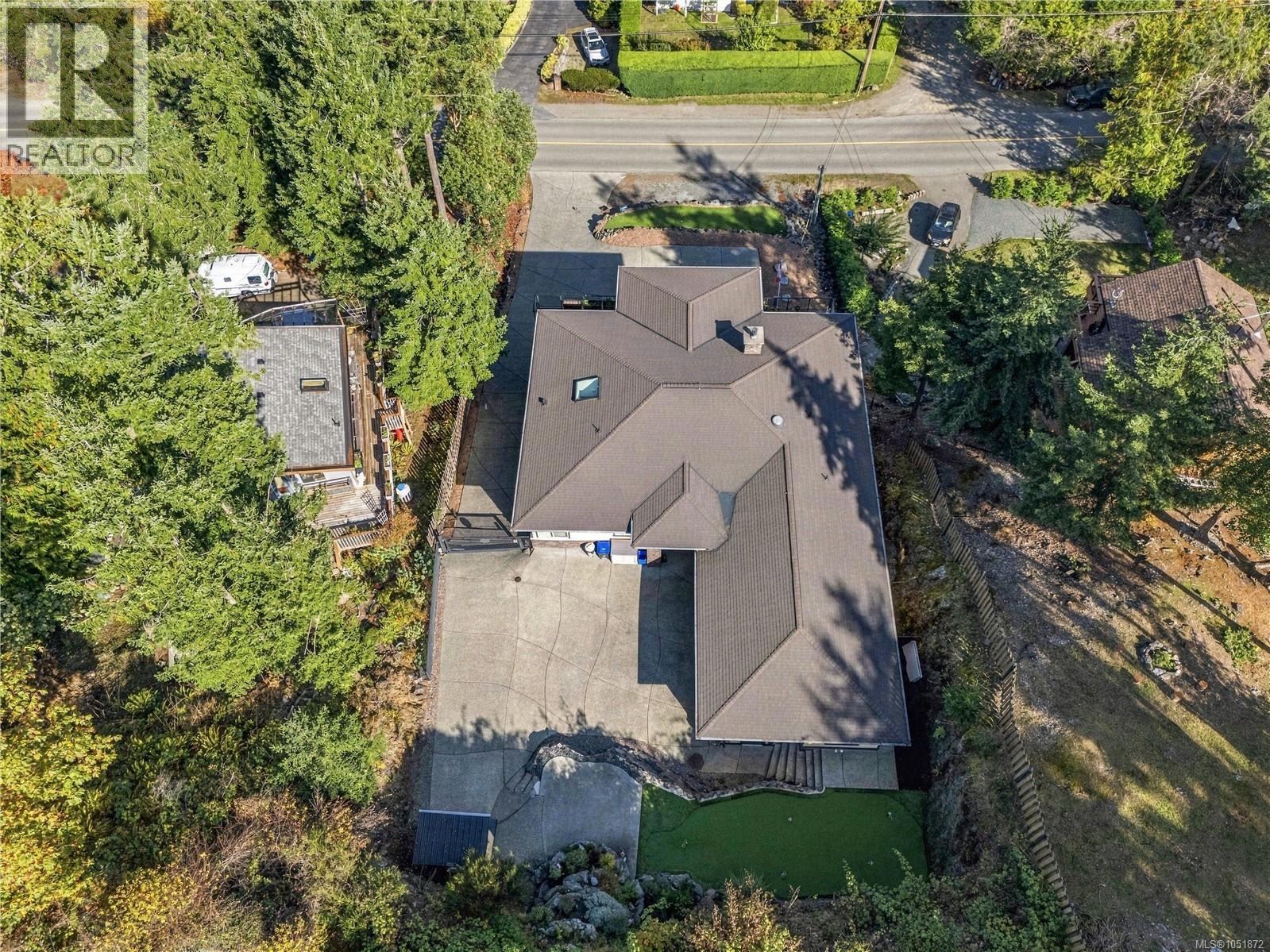 3030 Dolphin Dr - 76