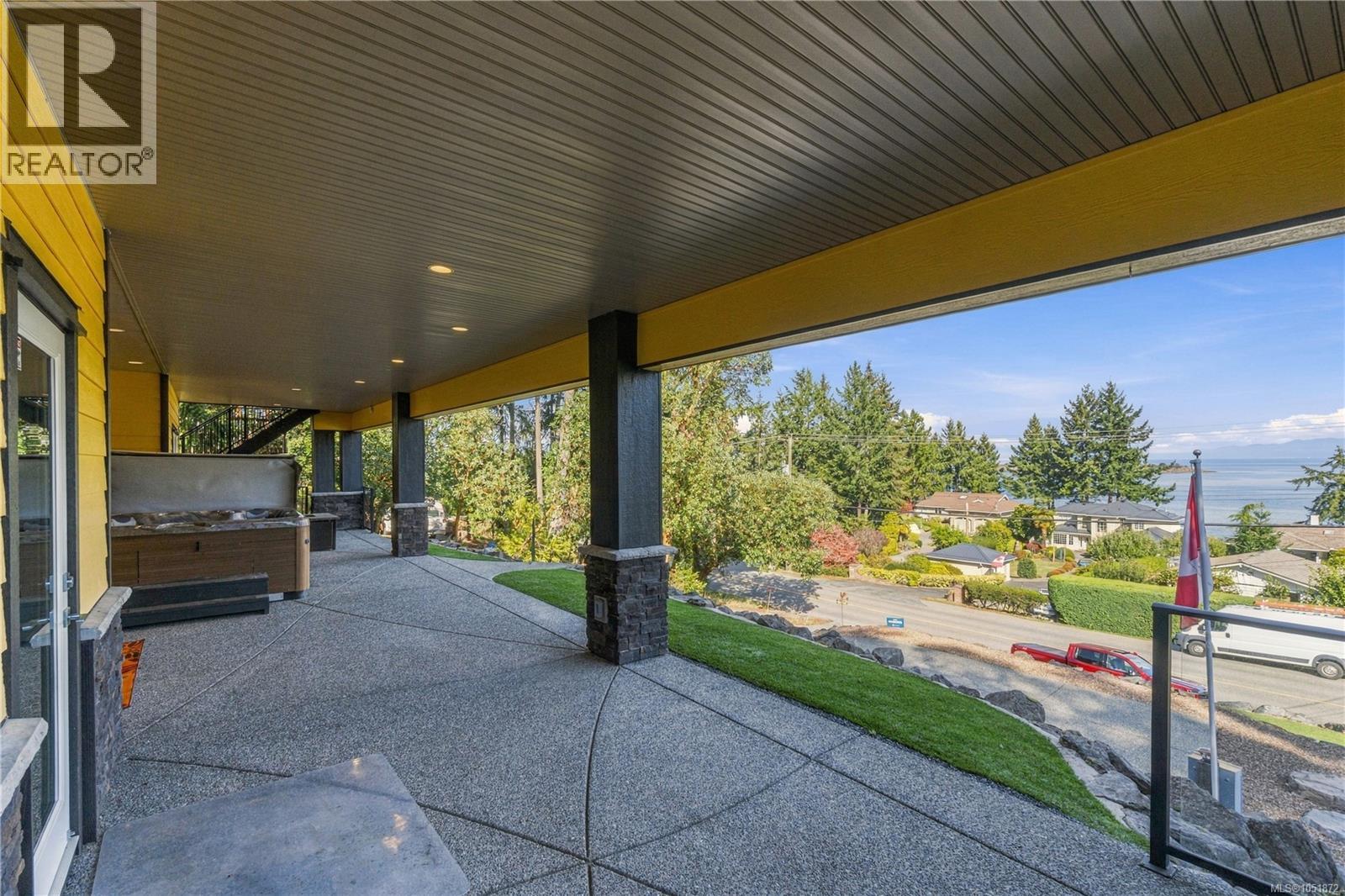 3030 Dolphin Dr - 62
