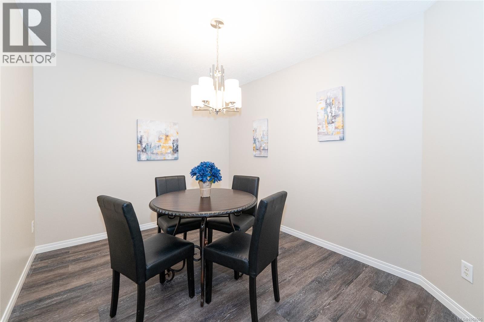 105 835 Selkirk Avenue, Esquimalt