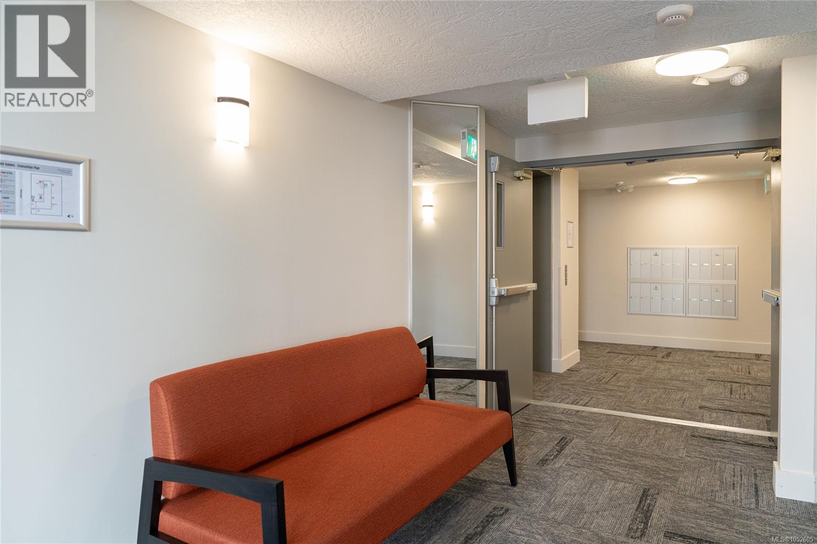 105 835 Selkirk Avenue, Esquimalt