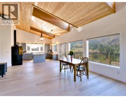 Dining room - 16994 Old Richter Pass Road, Osoyoos, BC V0H1V5 Photo 9