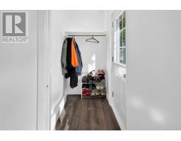 122 Empire Avenue thumbnail 13