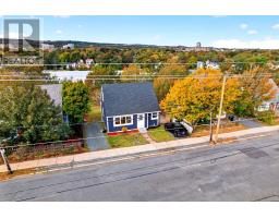 122 Empire Avenue thumbnail 2