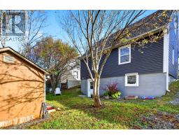 122 Empire Avenue thumbnail 21