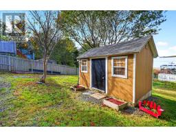 122 Empire Avenue thumbnail 23