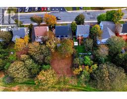 122 Empire Avenue thumbnail 26