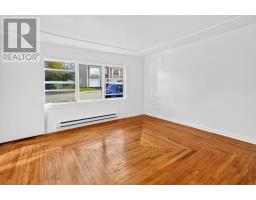 122 Empire Avenue thumbnail 4