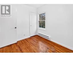 122 Empire Avenue thumbnail 9