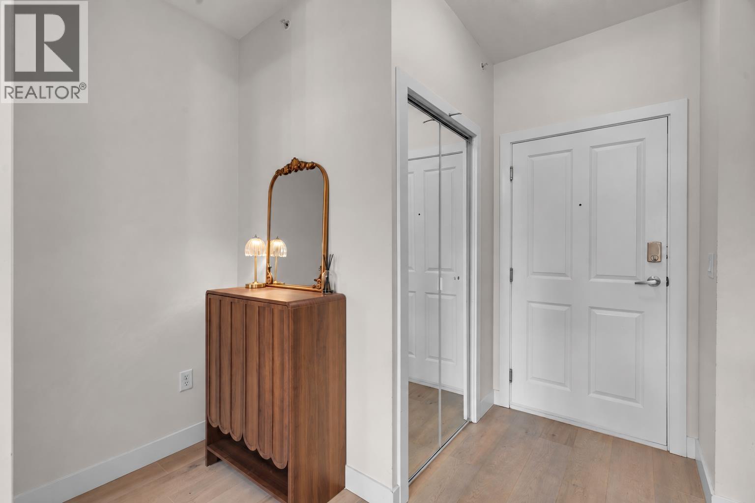 Photo of 402 2478 SHAUGHNESSY STREET 21