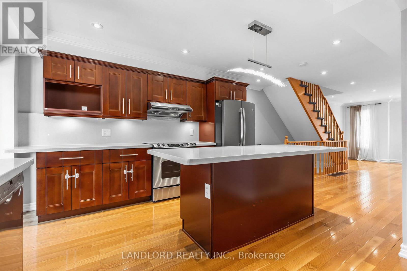 Photo of 37 Birdstone Crescent